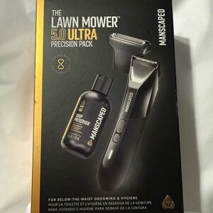 New! The Lawn Mower 5.0 Ultra Men's Grooming Kit – Black